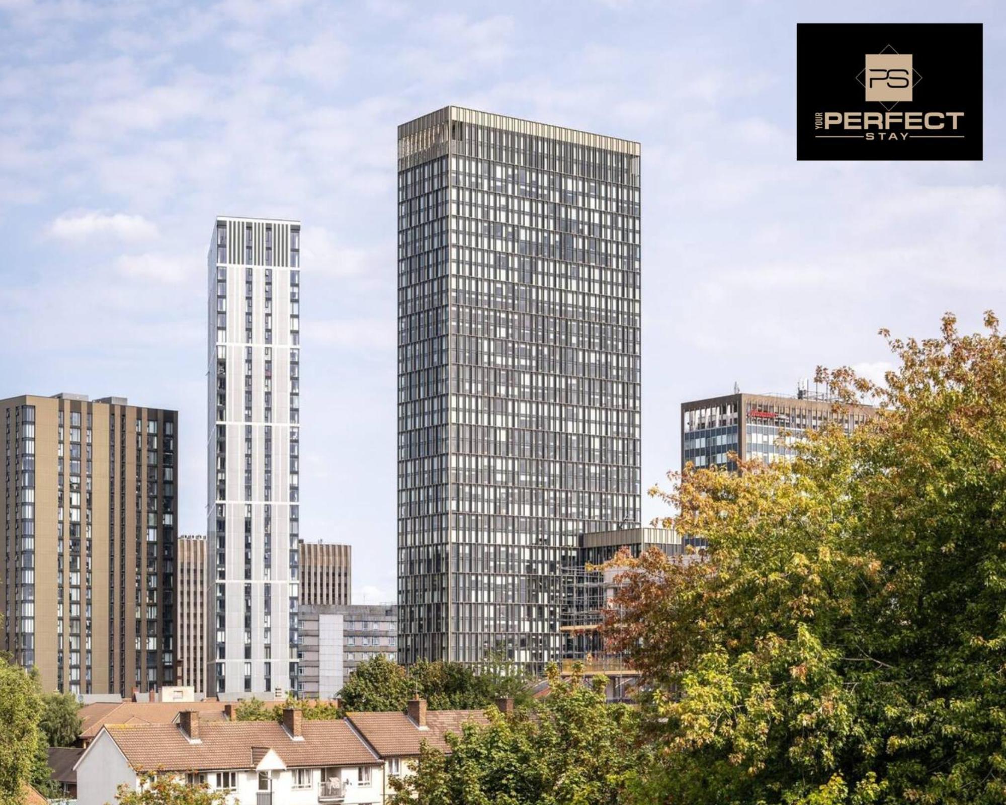 Mercian Luxury Apartments: City Centre Living with Rooftop Terrace Birmingham Exterior photo
