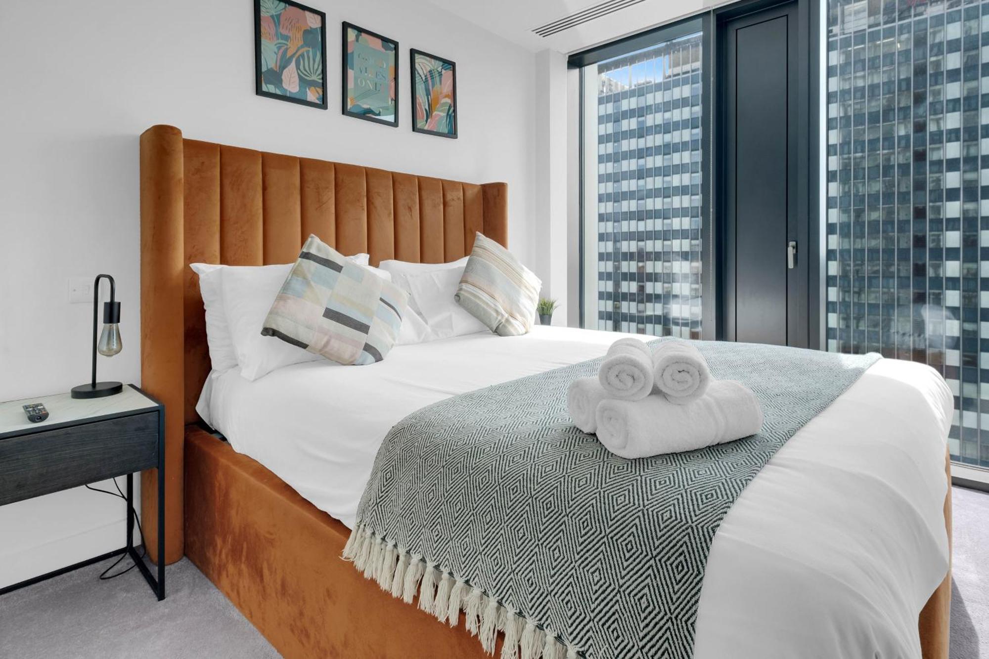 Mercian Luxury Apartments: City Centre Living with Rooftop Terrace Birmingham Exterior photo